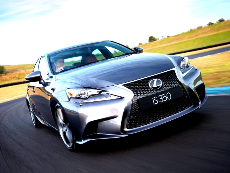 Lexus is 350 f Sport 2013