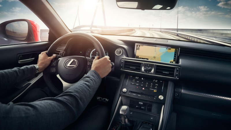 Руль is f в Lexus is200