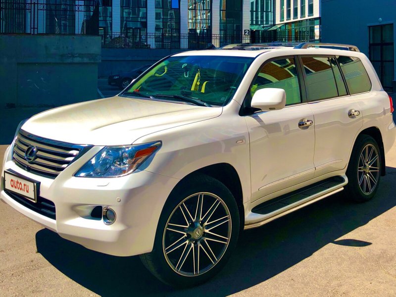 Lexus LX 570 2016