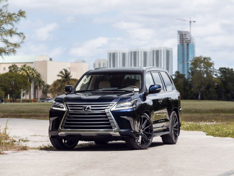 Lexus LX 570 новый