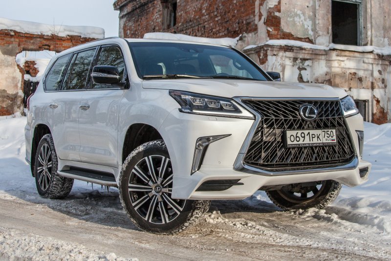 Lexus LX 570 2013