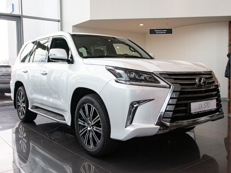 Lexus Land Cruiser 300 салон