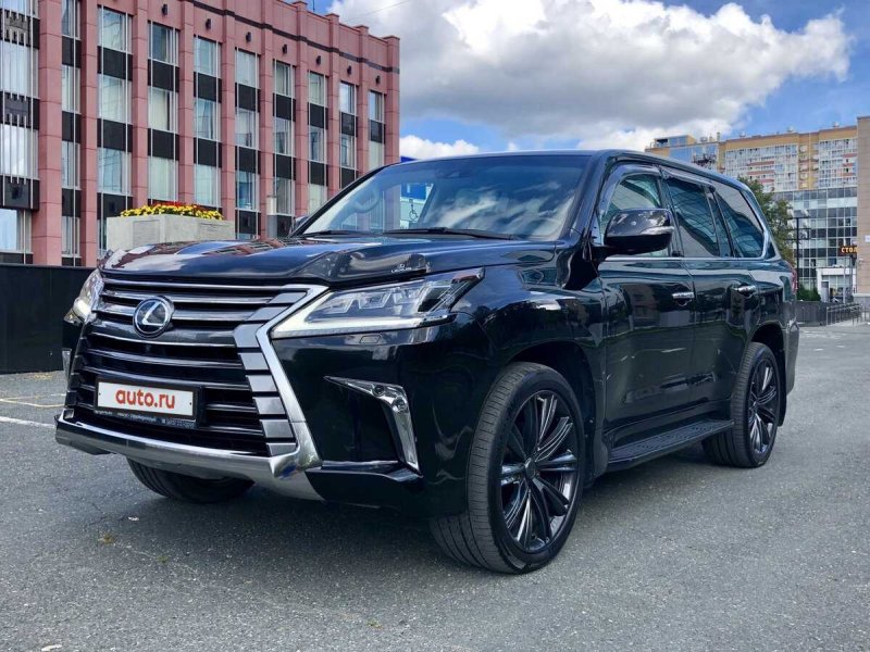 Lexus LX 450 черный