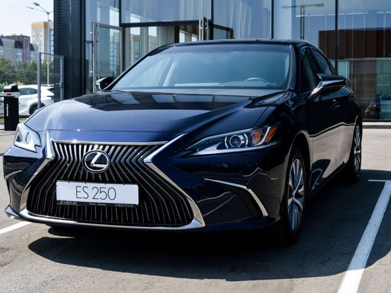 Lexus седан 2020 es250