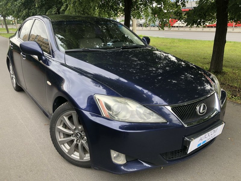 Lexus is 250 is