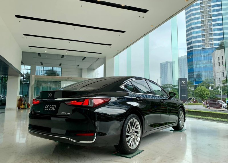 Lexus Lexus es250