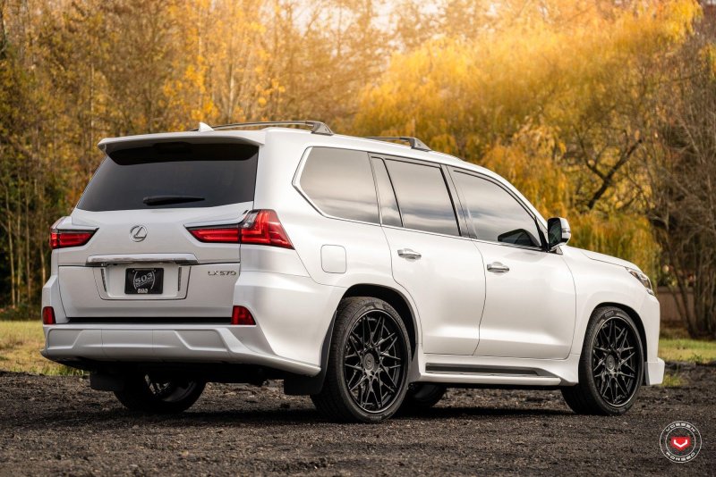 Lexus LX 570