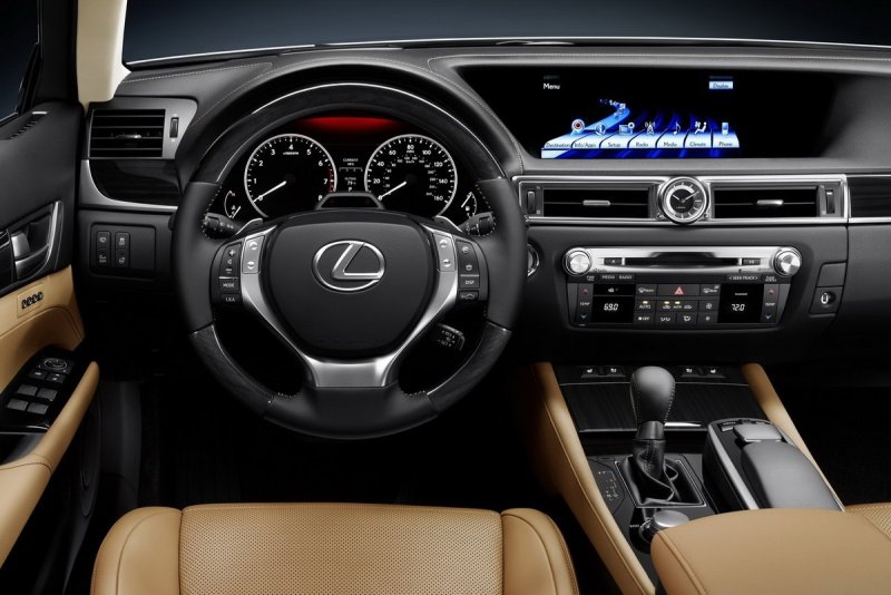Lexus GS 2012 салон