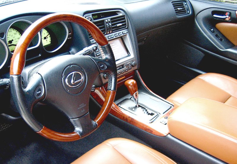 Lexus GS 2000 салон