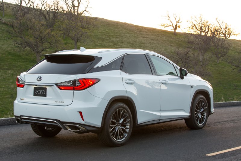 Lexus rx350 2018 белый