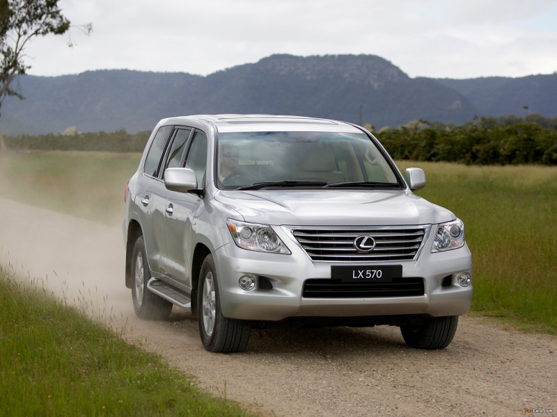 Lexus LX 2008