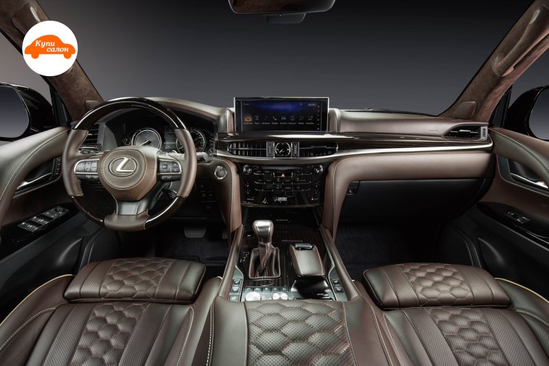 Lexus LX 600 салон