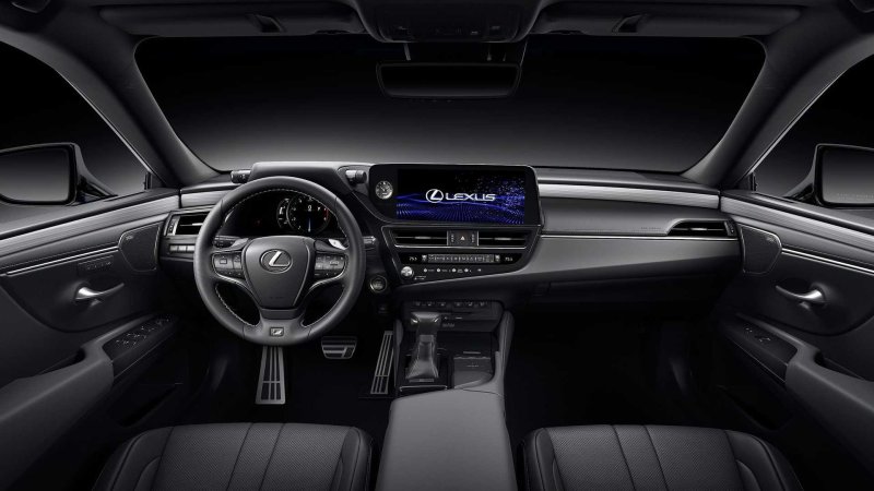 Lexus LX 450d интерьер