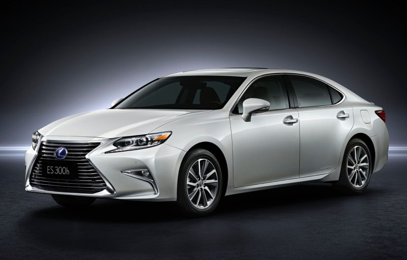 Lexus es300h 2020