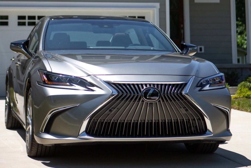 Lexus es 2021