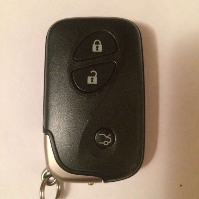 Ключ Lexus LX 570