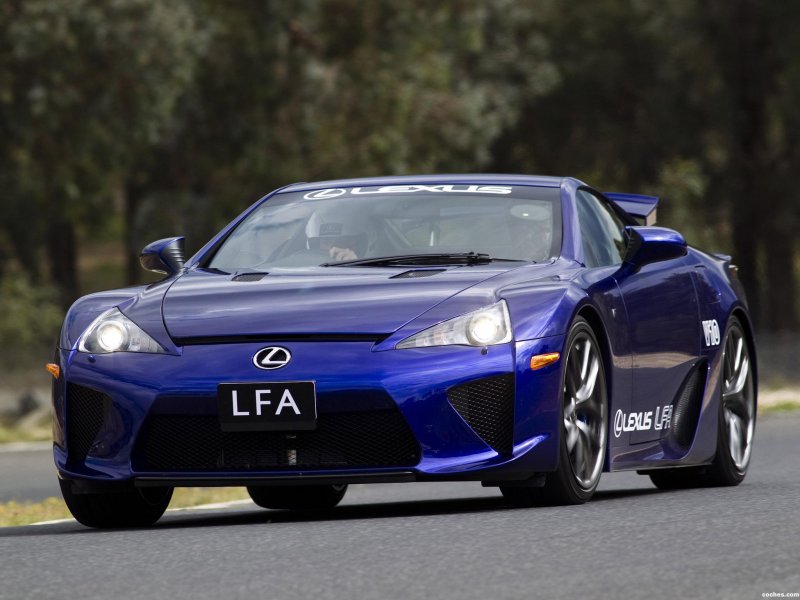 Lexus спорткар LFA