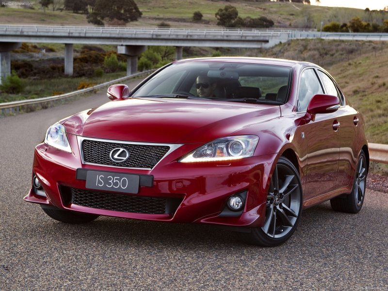 Lexus is f 2010