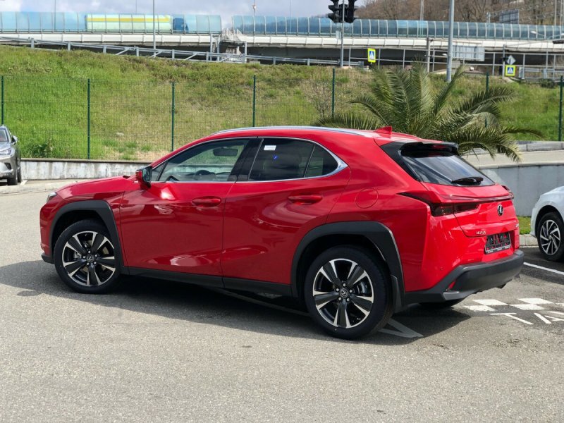 Lexus UX Silver