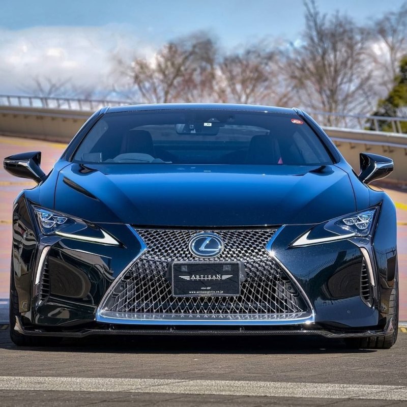 Лексус LC 500 красный