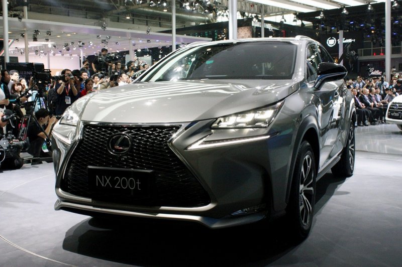  Lexus es 300h 7 поколение