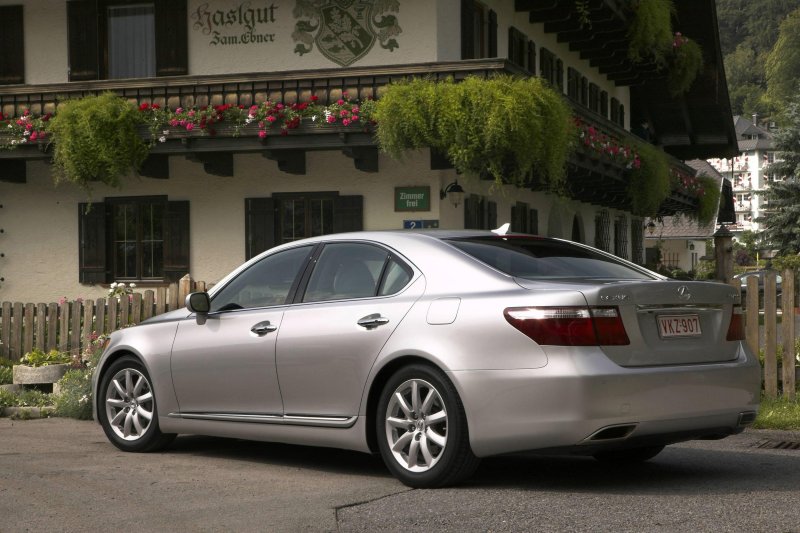 Lexus 460l