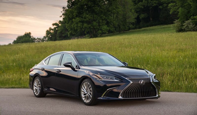 Lexus es 250 2019 салон