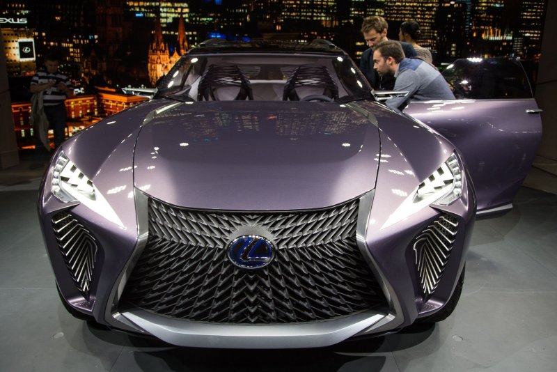 Lexus UX 2017