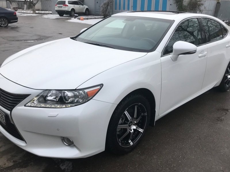 Lexus es 350 белый