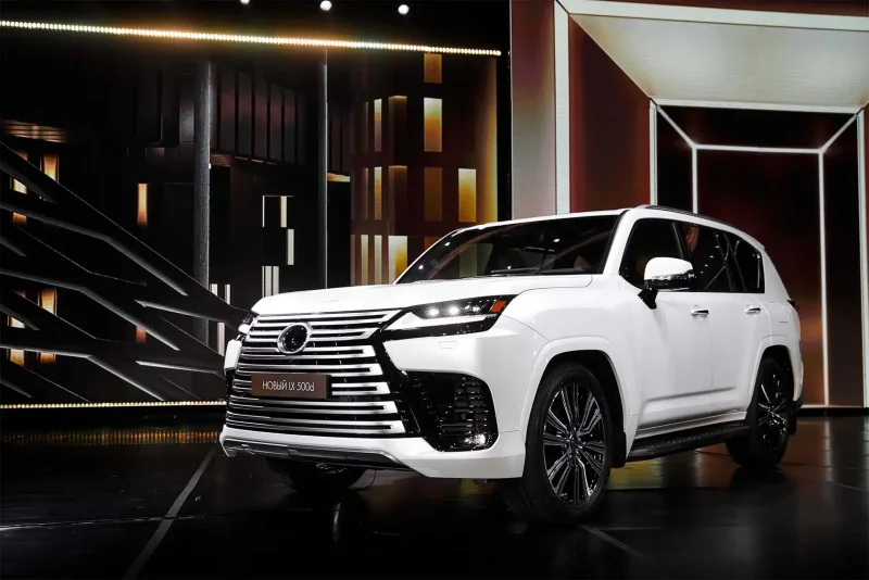 Новый Lexus LX 2022