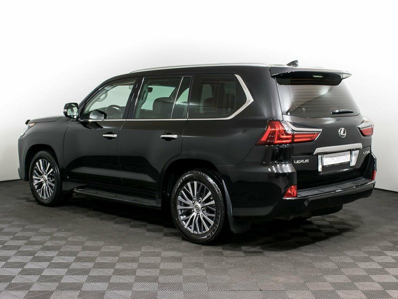 Lexus LX 570 Black Vision 2021