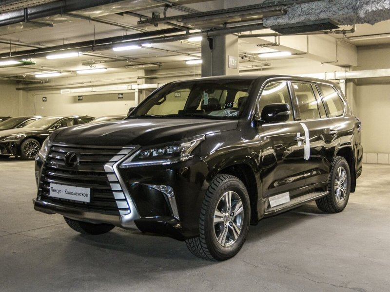 Lexus LX 570 2017 черный