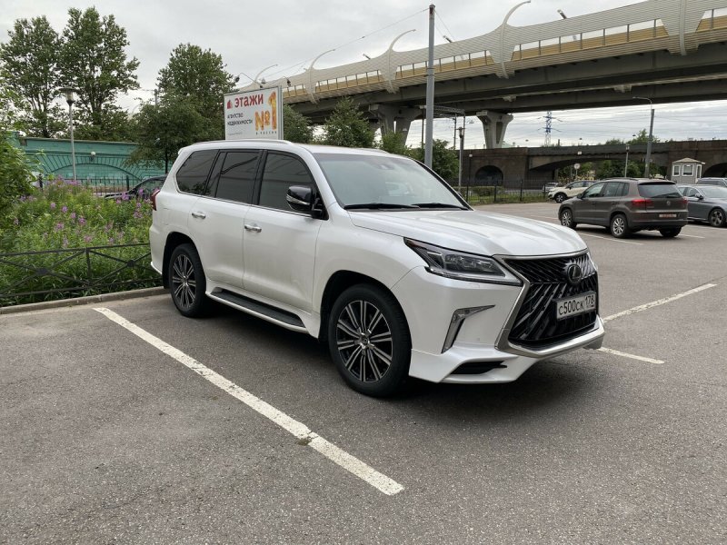 Lexus LX 570 2017