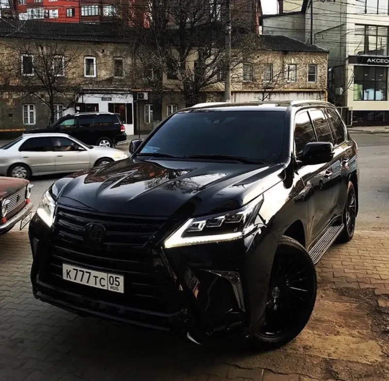 Лексус LX 570 2019 черный