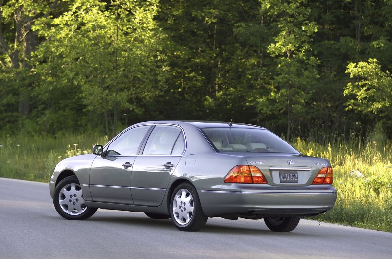 Lexus ls430