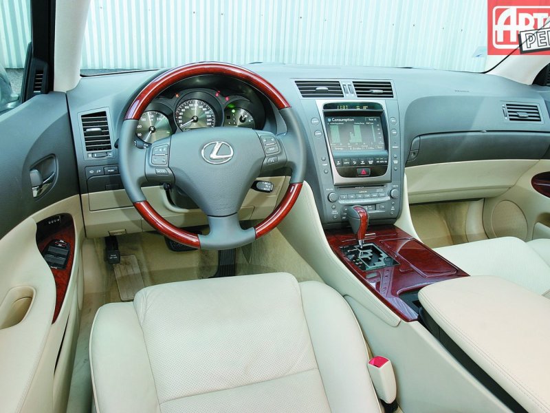 Lexus GS 2005 салон