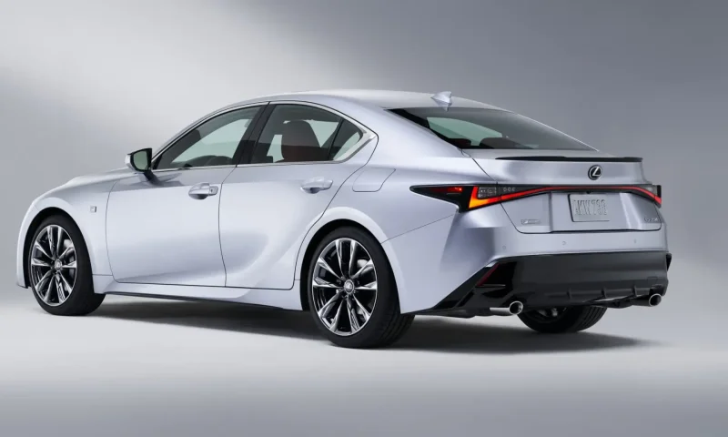 Lexus is 350 2015