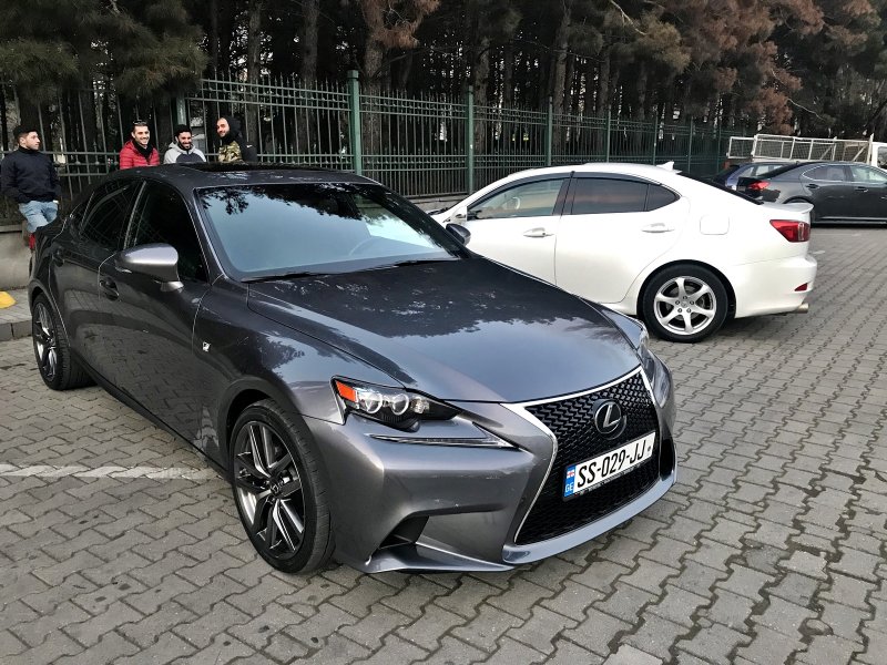 Lexus is250 2010