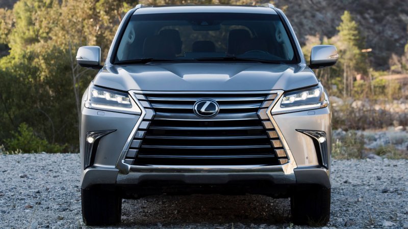 Lexus LX 570 2021