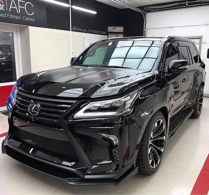 Lexus LX 570 Verge