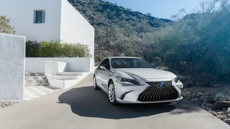 Lexus es 2021