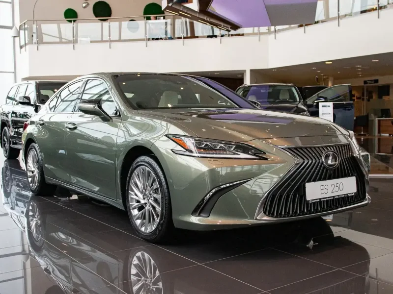 Lexus es300 2019