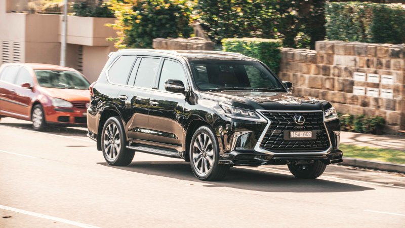 Lexus LX 500d