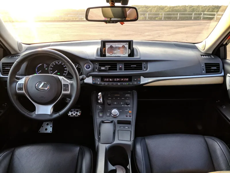 Lexus ct200 Interior