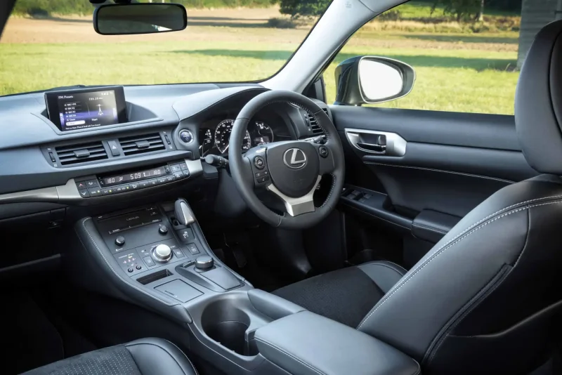 Lexus CT 200h Interior