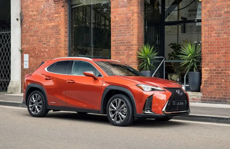 Lexus UX 2021 салон