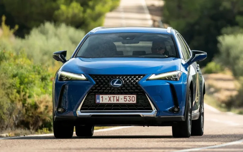 Lexus UX 2021 салон