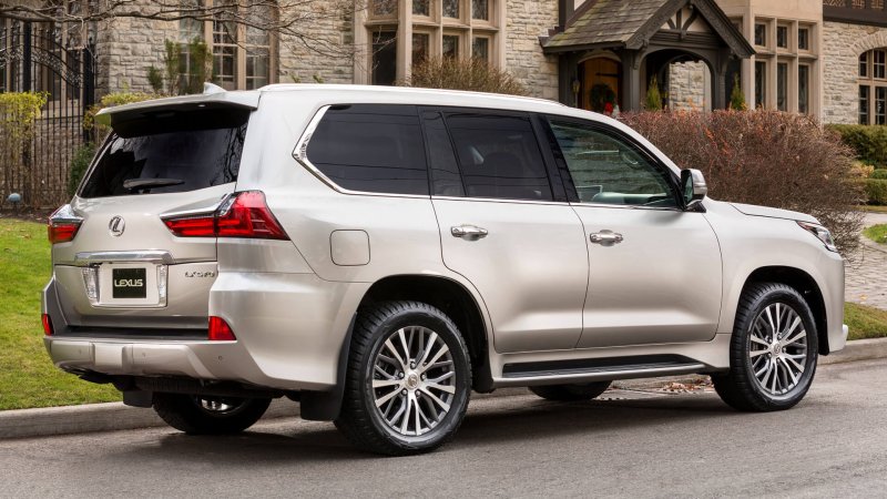 Lexus LX 2022