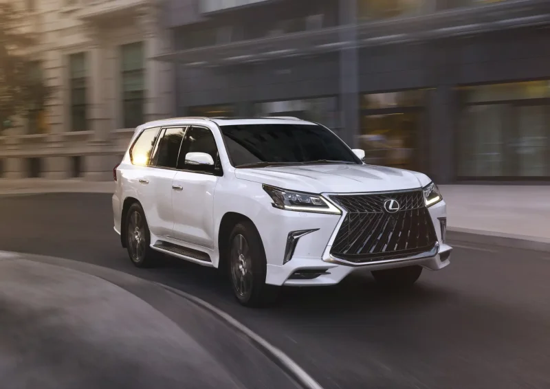 Lexus LX 570 Black Vision