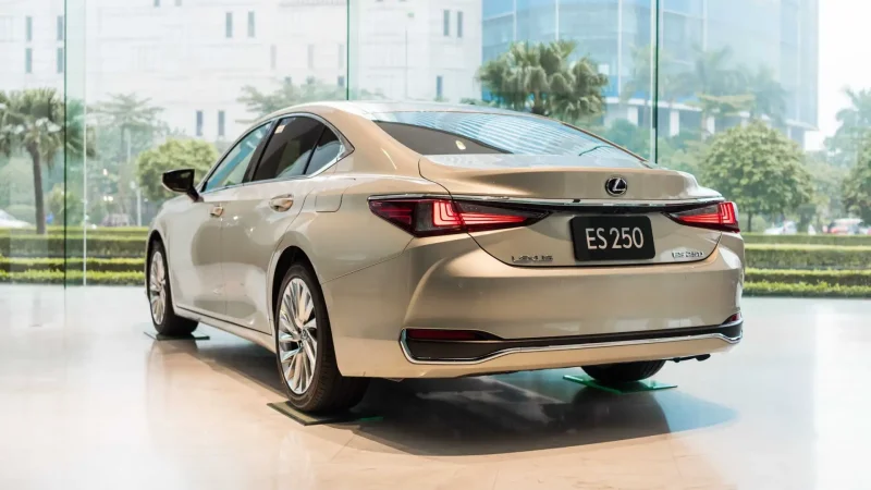 Lexus es 350 2021